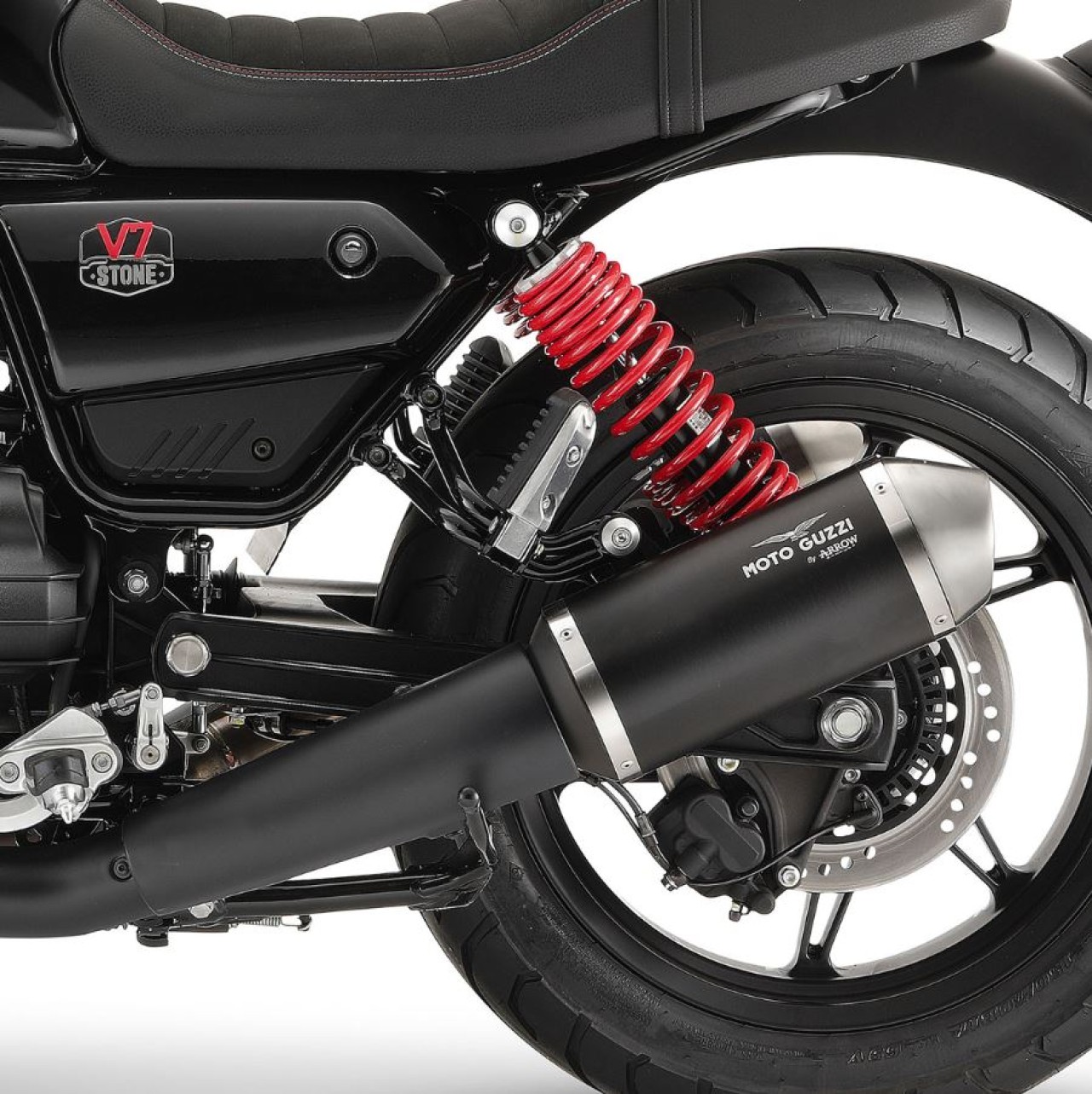 Uitlaat Slip-On van Arrow voor Moto Guzzi V7 850 2021-